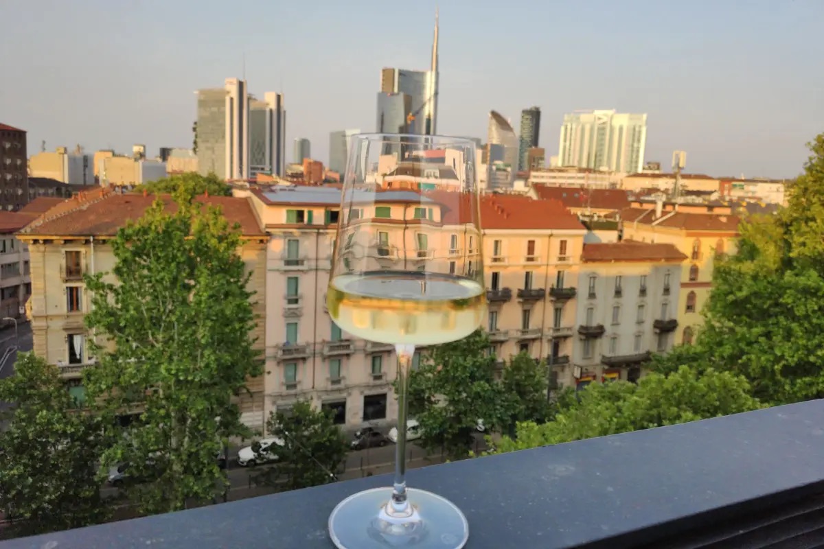 La cantina cooperativa Vite Colte, vini piemontesi tra i grattacieli di Milano