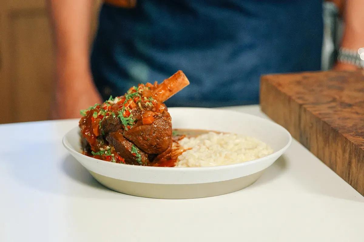 La cucina di Francesco Mazzei esalta la carne di Agnello Gallese Igp