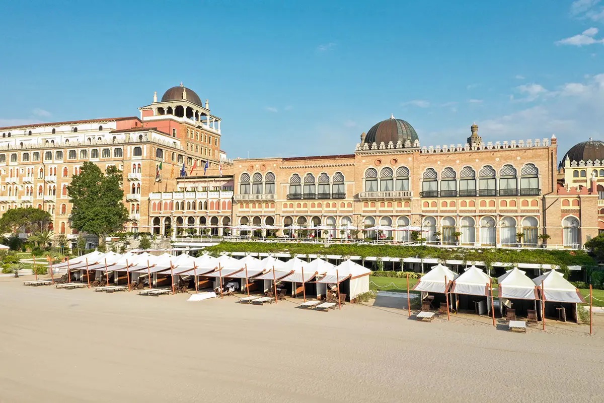 Estate all’Hotel Excelsior Venice Lido Resort tra buon cibo, arte e sport